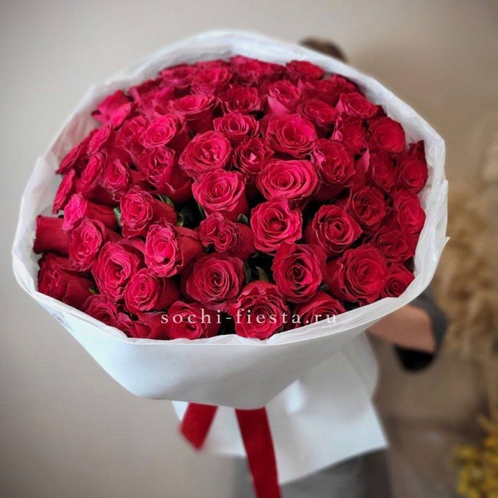 65 красных роз вайт в Старом Осколе