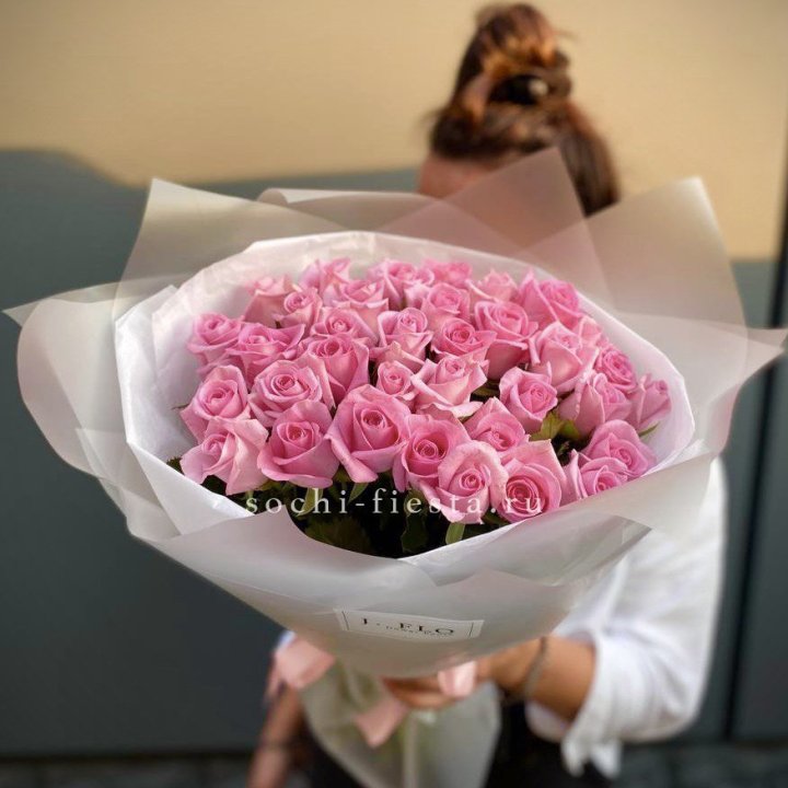 Букет розовых роз  в Старом Осколе