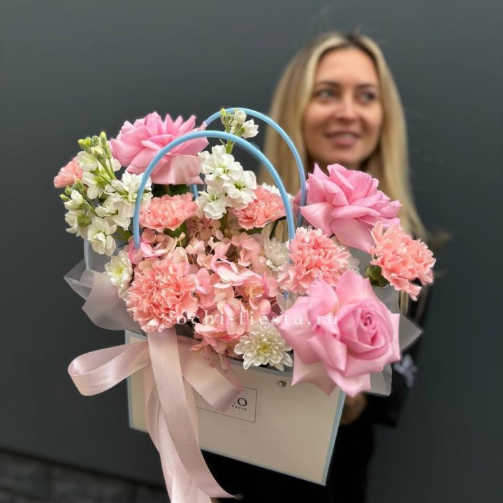 Сумочка "Бал цветов" в Старом Осколе